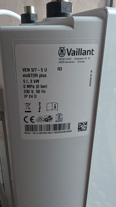 Boiler de încălzit apa instant nou