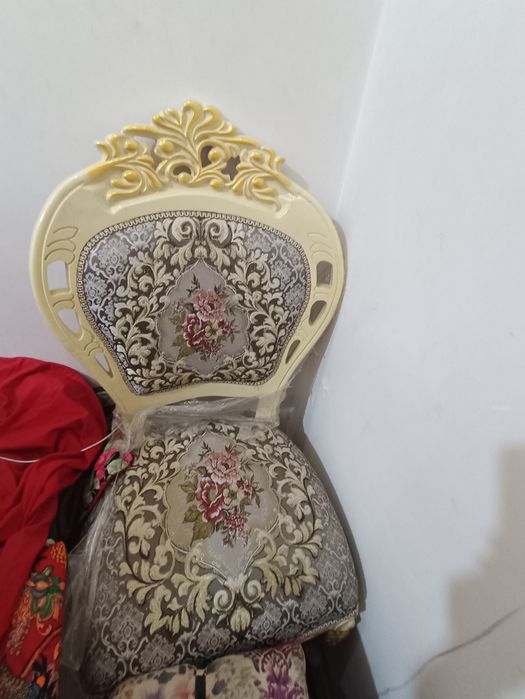 Stol stul 12 talik yengide turipti