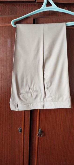 Продам мужской костюм