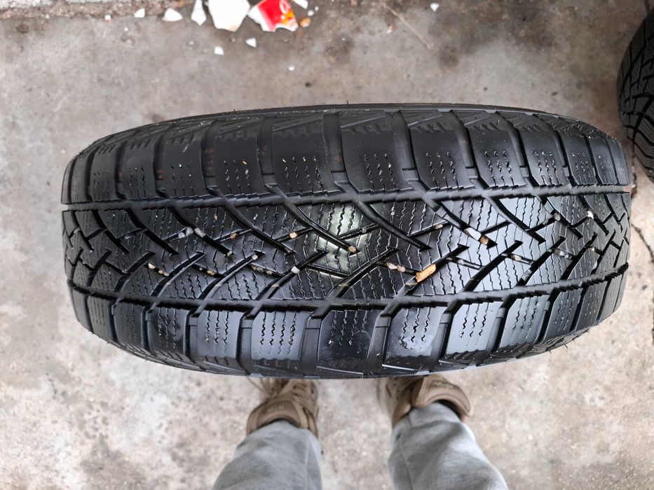 Здравейте продавам комплект зимни гуми с джанти 175/70R13