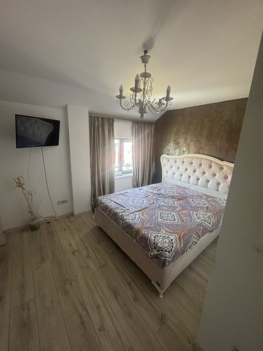Inchiriez apartament 3 camere Calea urseni