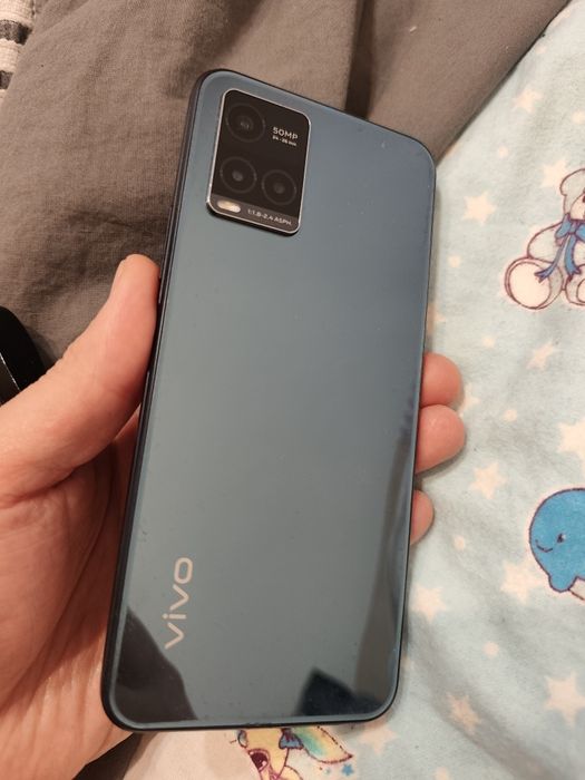 Продам телефон Vivo Y33s