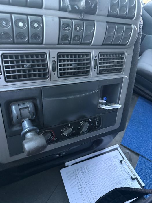 Vând Iveco și semiremorcă basculanta