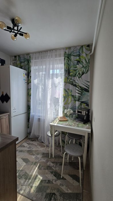 Продам двух комнатную квартиру