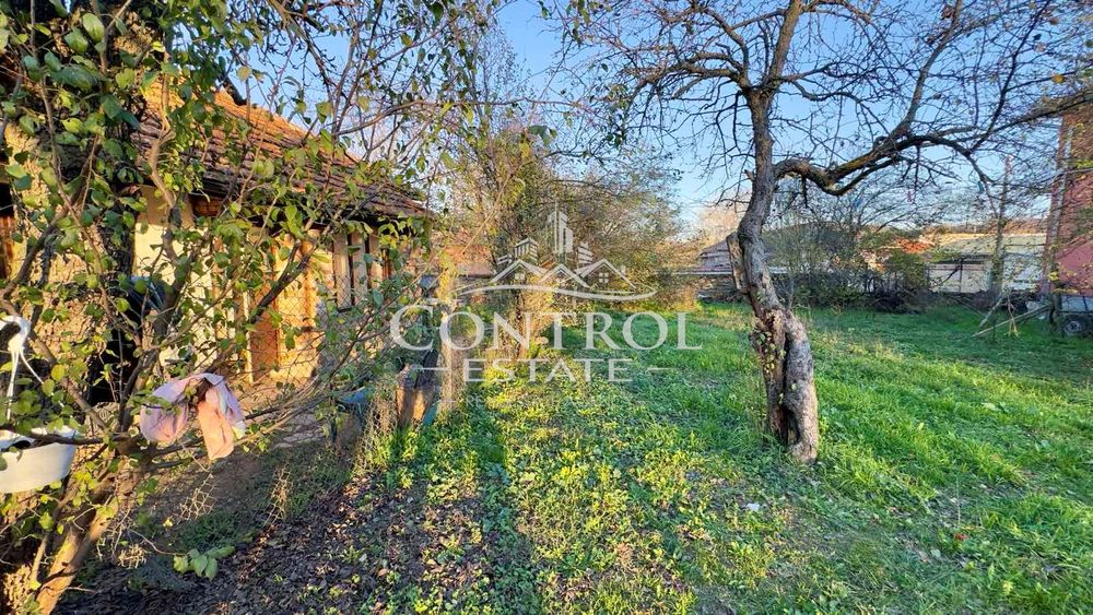 Къща в Велико Търново, област-гр.Дебелец площ 90 цена 80000