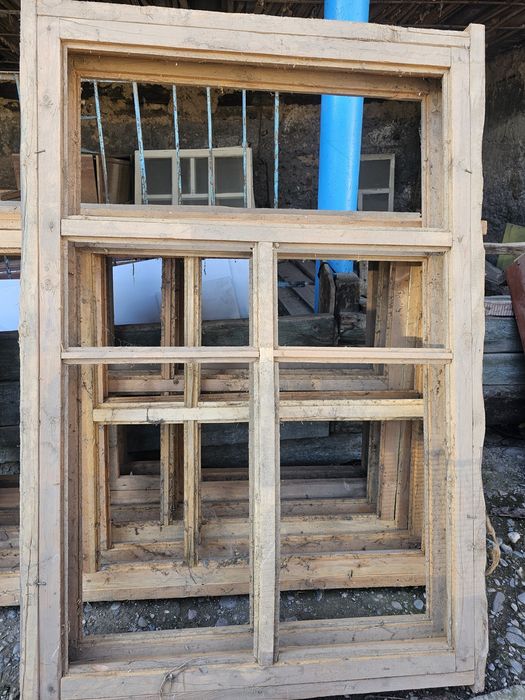 Агаш терезелер сатылады