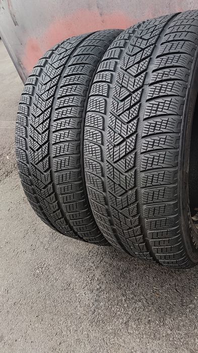 2бр зимни гуми 235/65/17 Pirelli Scorpion Winter
dot24