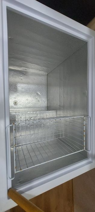 Морозильная камера Бирюса