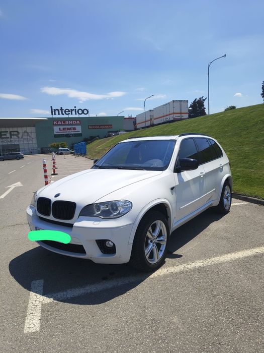 Vând sau schimb BMW x5 M pachet full