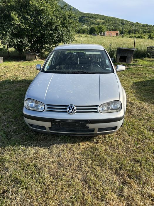 Golf 4 1.6 sr на части