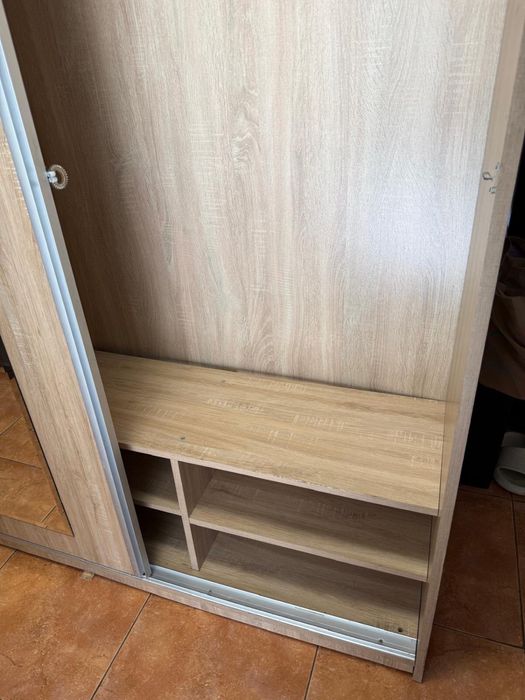 Cuier + dulap incaltaminte pentru hol- stare buna