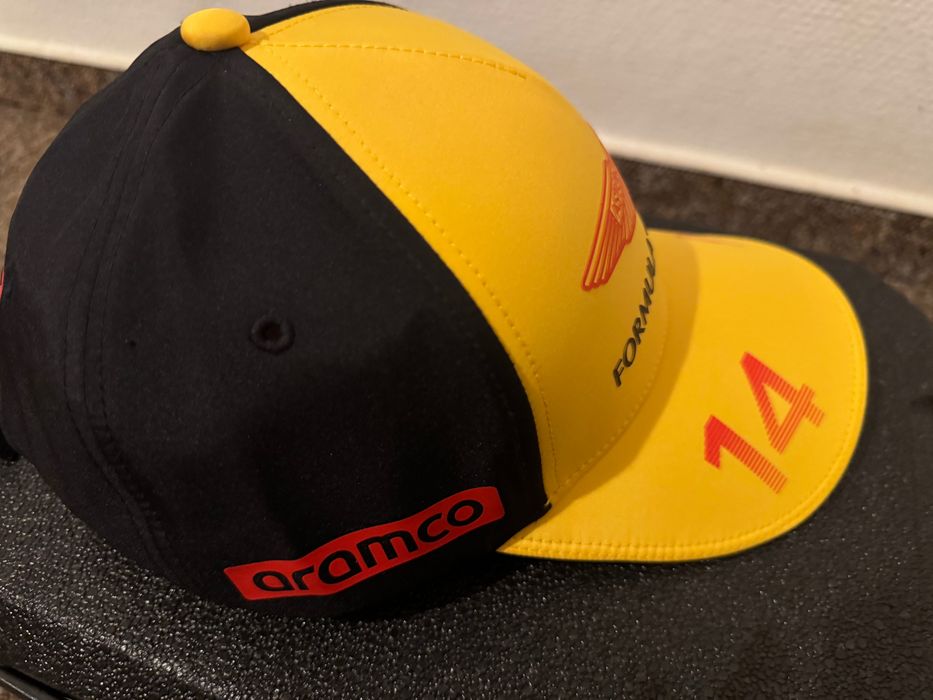 Șapcă BOSS Aston Martin Formula 1