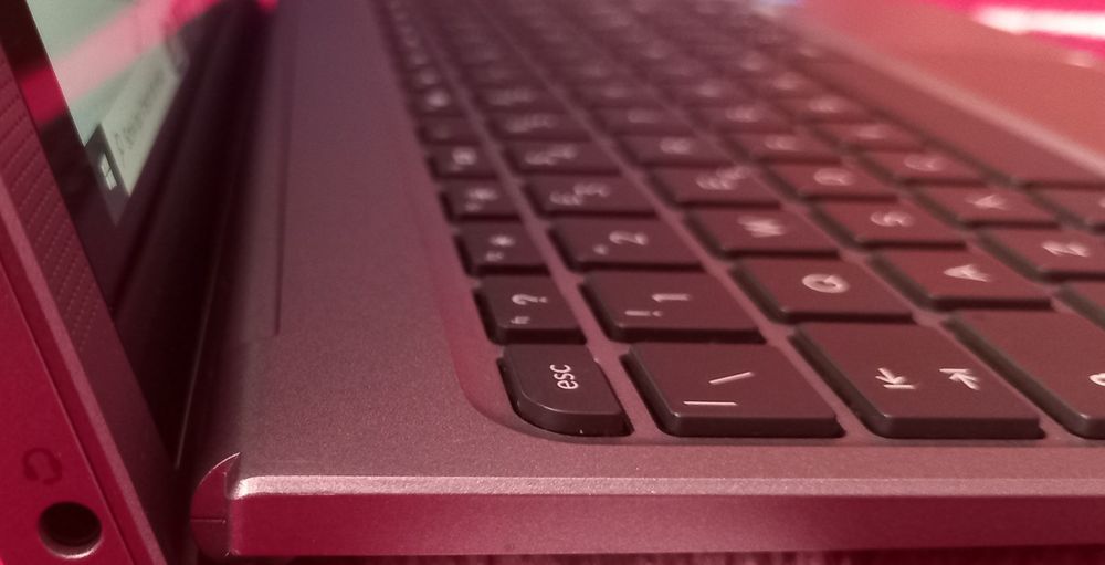 Laptop HP detașabil