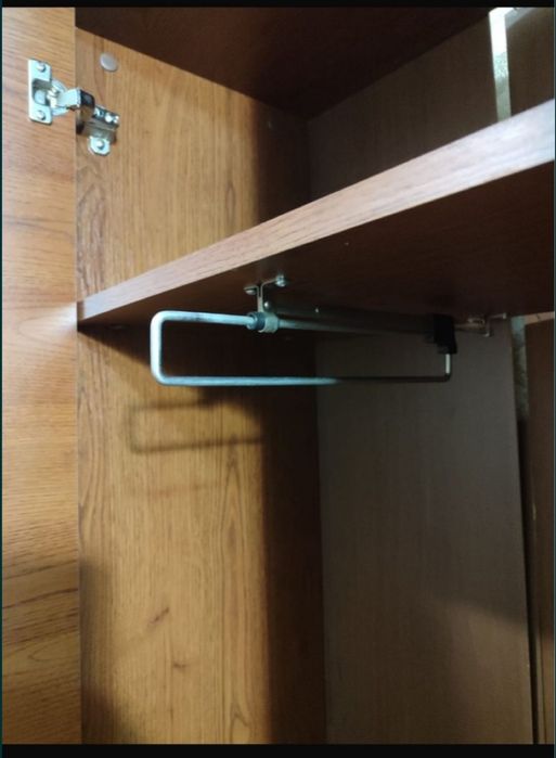 Продам шкаф для прихожей