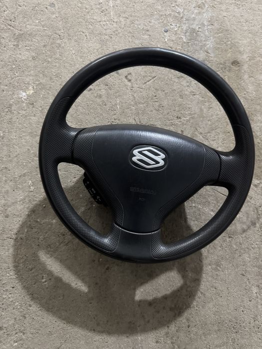 Volan  suzuki gv cu comezi 2005