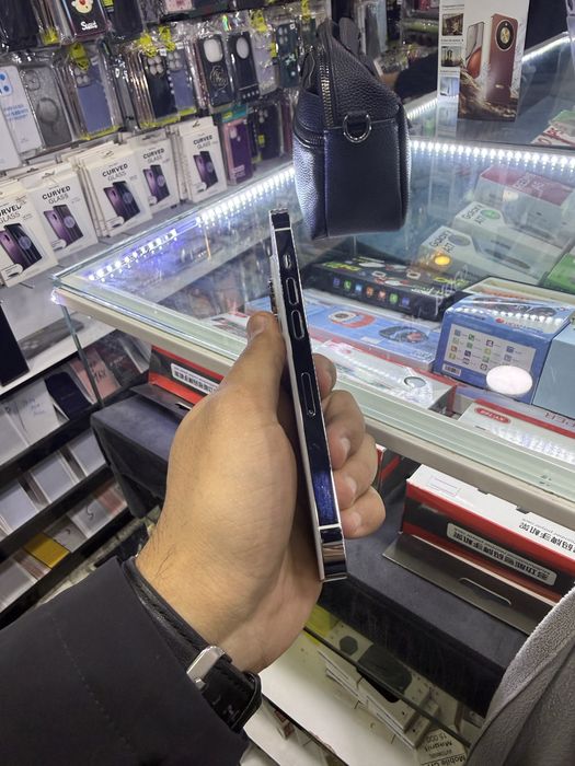 iPhone 14 pro zudlik bilan sotiladi