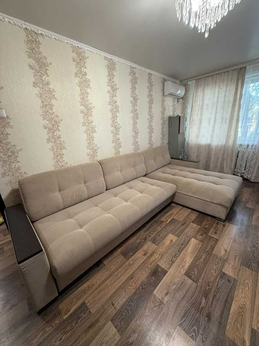 Продам большой диван