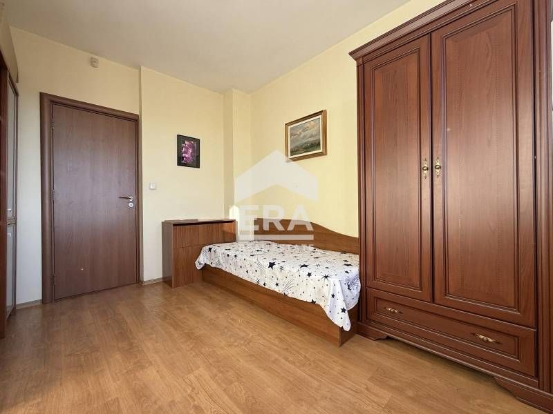 Продава се Тристаен апартамент в София, Център - 128 кв.м за 1590 €/кв.м - Снимка #11