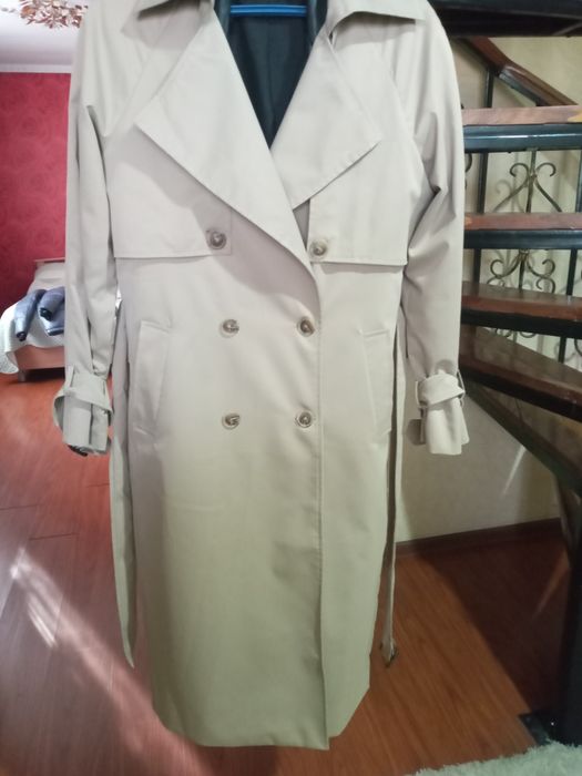Женскии плащ-тренч