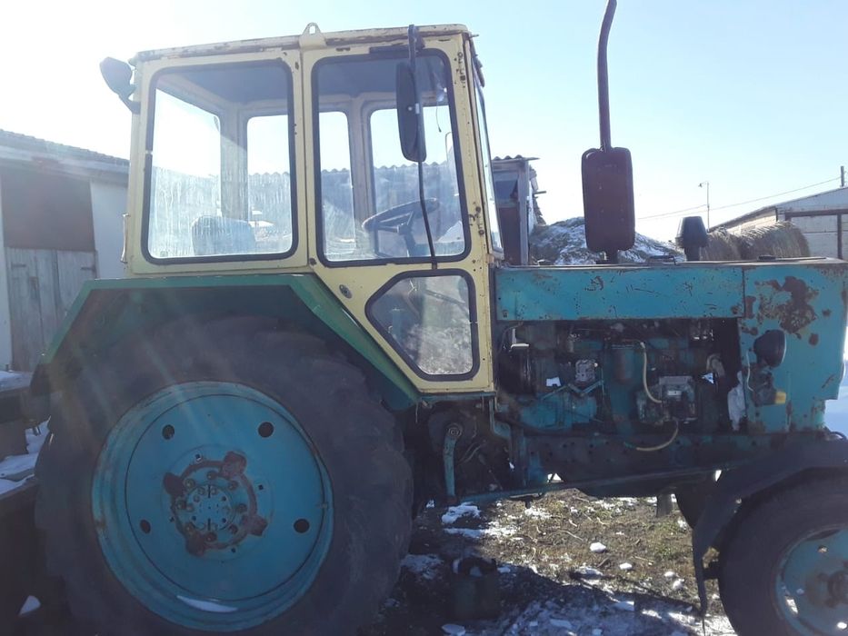 Продам трактор ЮМЗ 6, прицеп , культиватор
