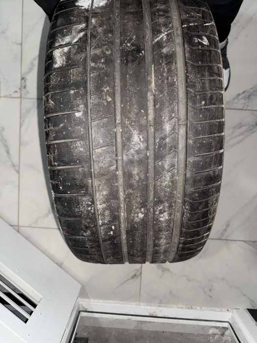 Pirelli 315 35 r21 / 295 35 r21