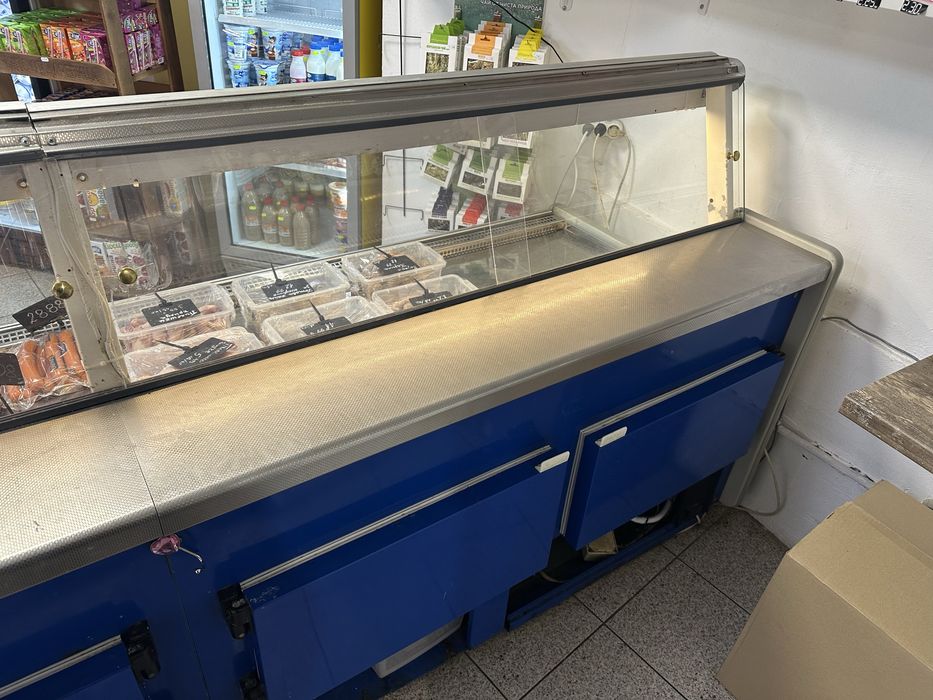 Хоризонтална витрина 3бр.