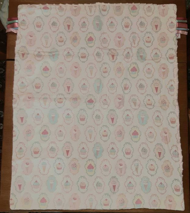 Бебешки одеала, обиклоници, хавлия, килимче за игра, пелени