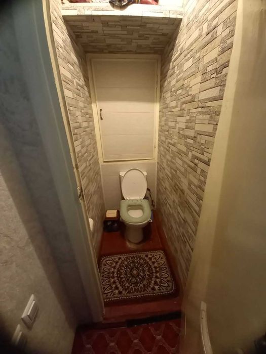 Сергели Дустлик 1 1/1/5 Квартира чистая,балкон 2х6,не торец