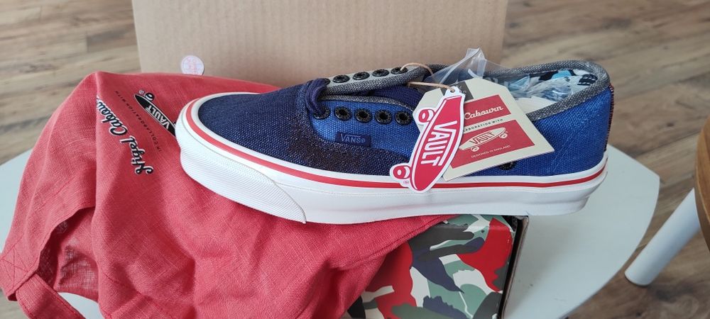 Vand incaltaminte VANS noi