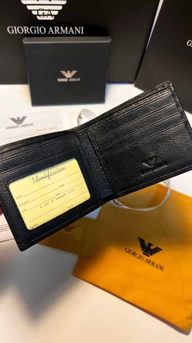 In stoc Portofel pentru bărbați piele Emporio Armani  3065