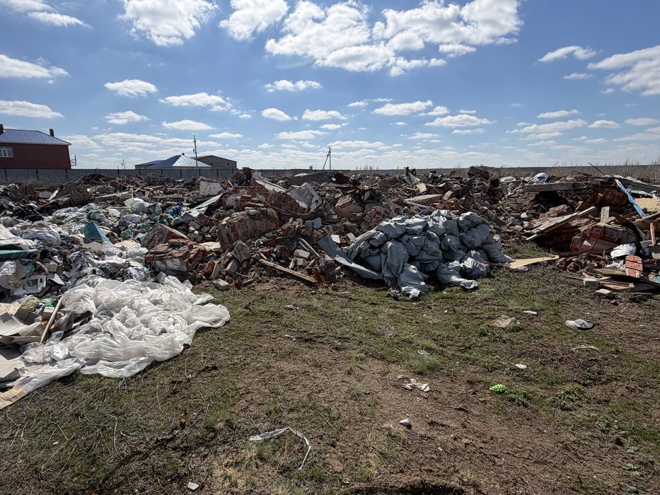 Отдам даром стооительный мусор самовывоз