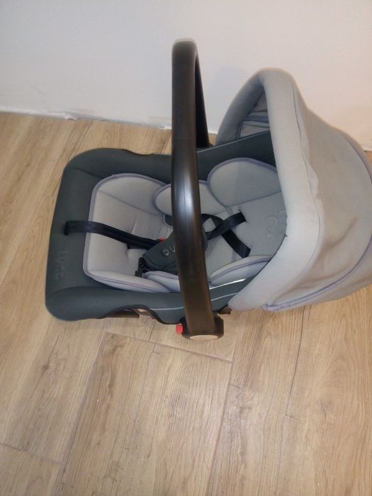 Бебешко кошче за кола