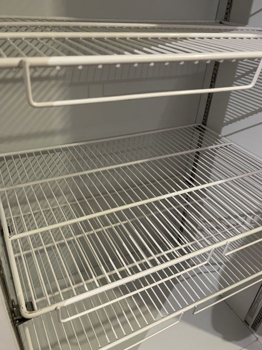 Холодильный шкаф Ариадна