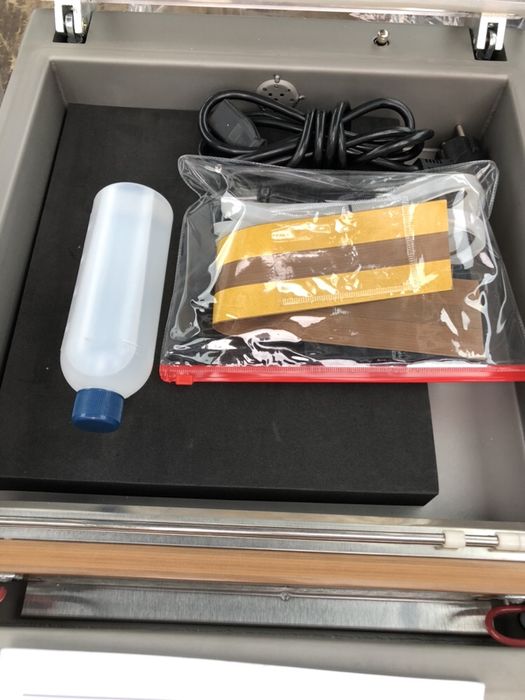 Професионални Вакуум Машина.