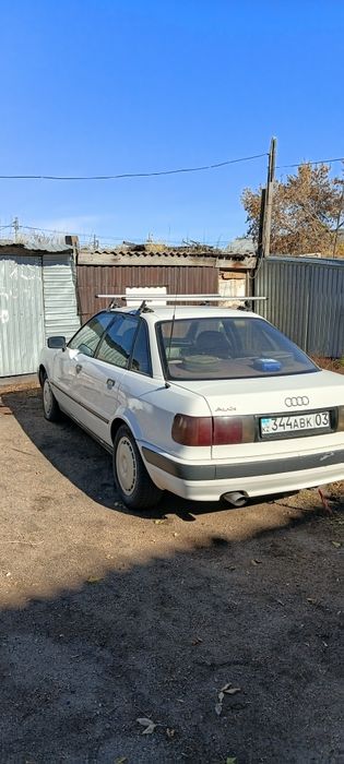 Продам Ауди 80 б4