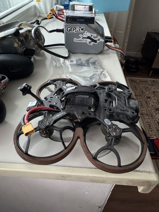 fpv дрон cinelog25 v2