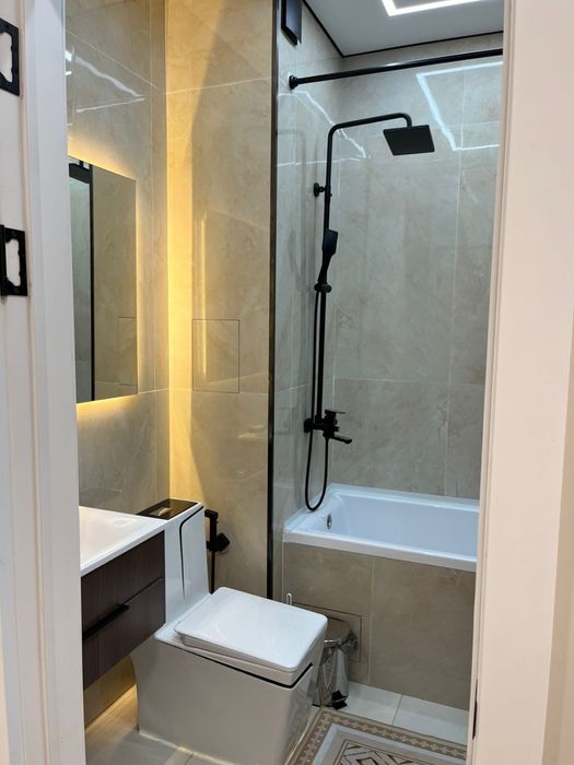 Тамаша 3 бөлмелі пәтер сатылады.