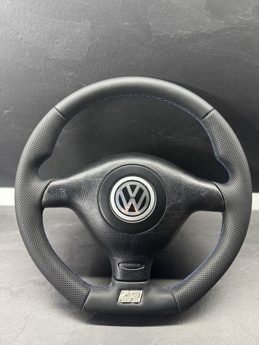 Претапициран скосен волан за Golf 4