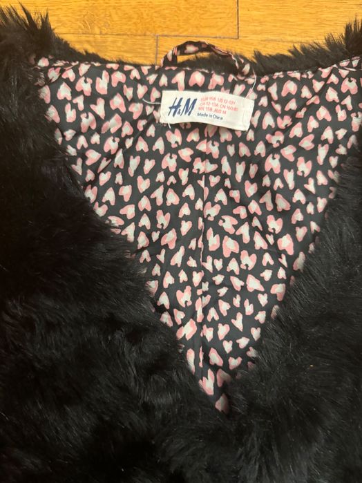 Пухкав елек H&M с колан 12-13 год