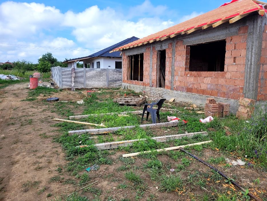 Un nou complex de 11 case în Șimian