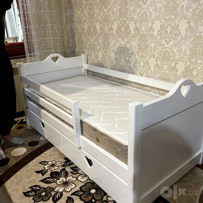 Кровать детская качестве отличный