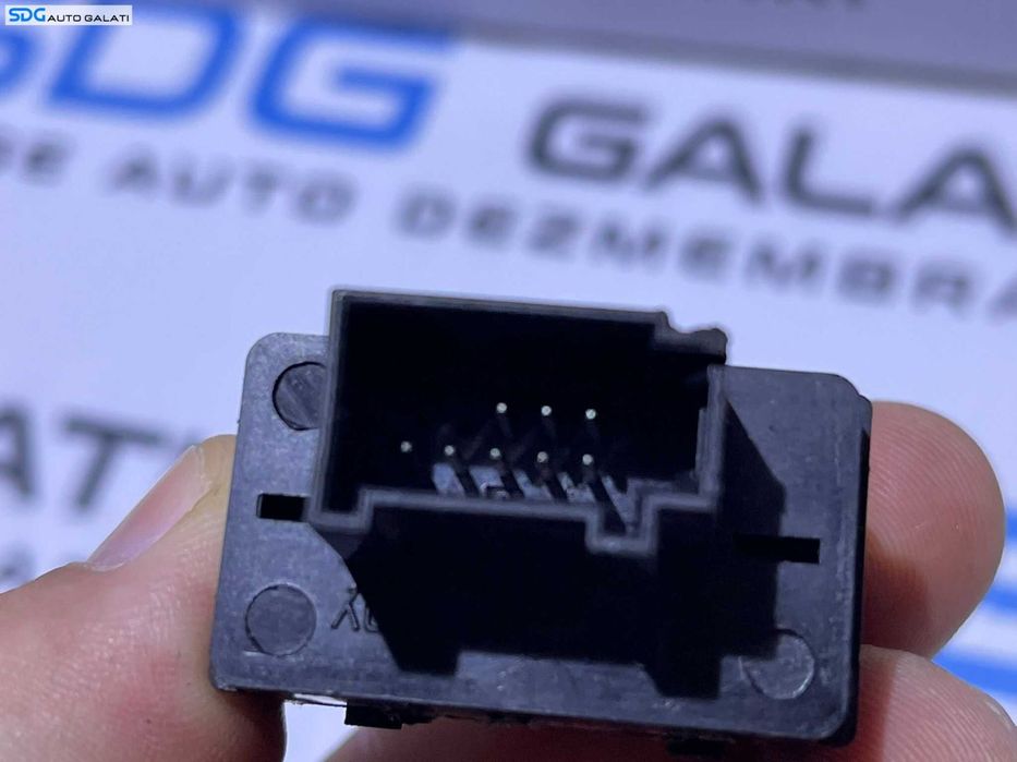 Buton Butoane Alarma Seat Exeo 2009 - 2014 Cod 8E2962109