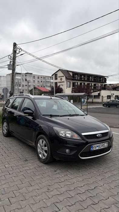 Ford focus 1.8 benzina.