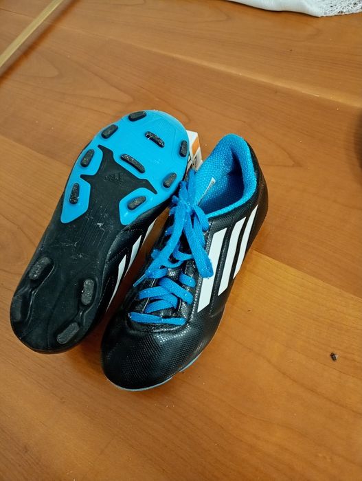 Ghete fotbal Adidas mărimea 33,5