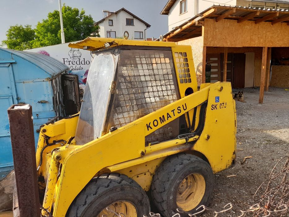 Услуги  транспорт със самосвали,багерче, БОБКАТ, траншеен валяк