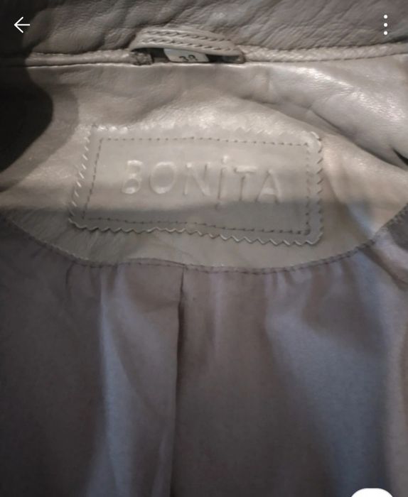 Jacheta de piele, model deosebit si versatil