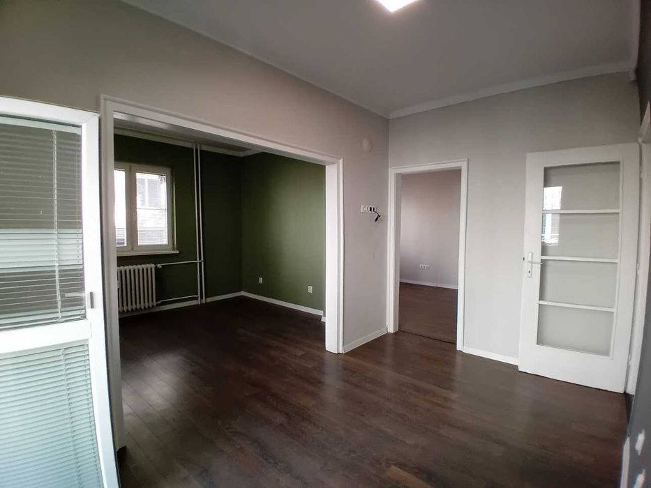 Дава се под наем Офис в София, Център - 85 кв.м за 600 € - Снимка #1