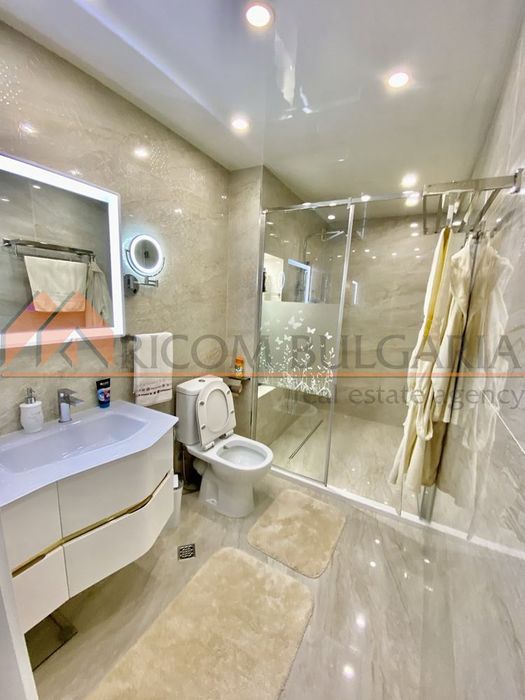 3-стаен в Варна-Център площ 136