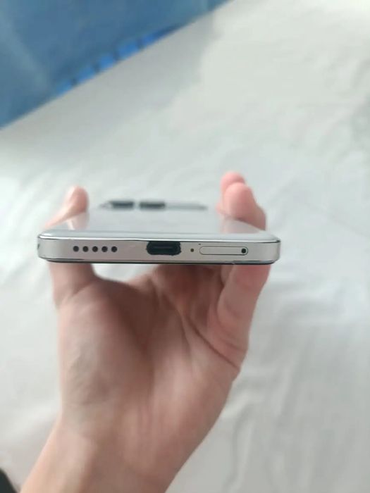 Продам телефон poco x6 pro 512gb