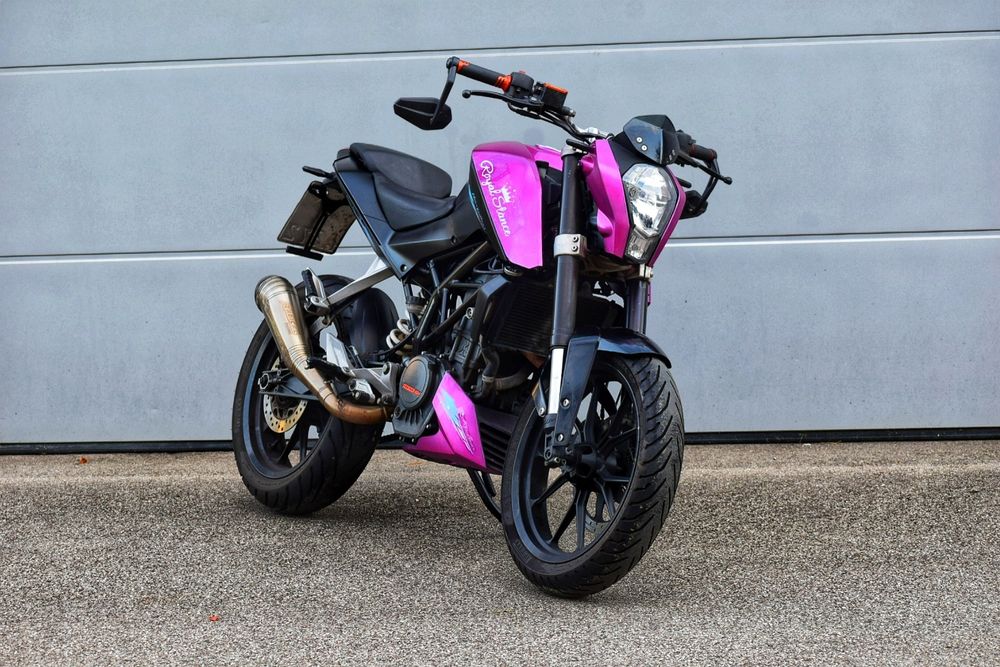 Yamaha yzf 125 mt 125 ktm 125 cbr 125